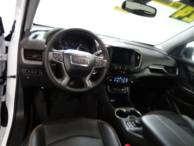 2024 GMC Terrain AT4 - Photo 5