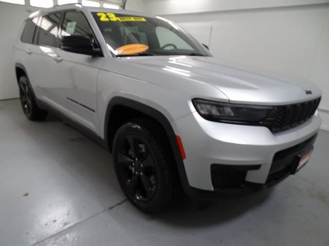 2023 Jeep Grand Cherokee L Altitude's photo