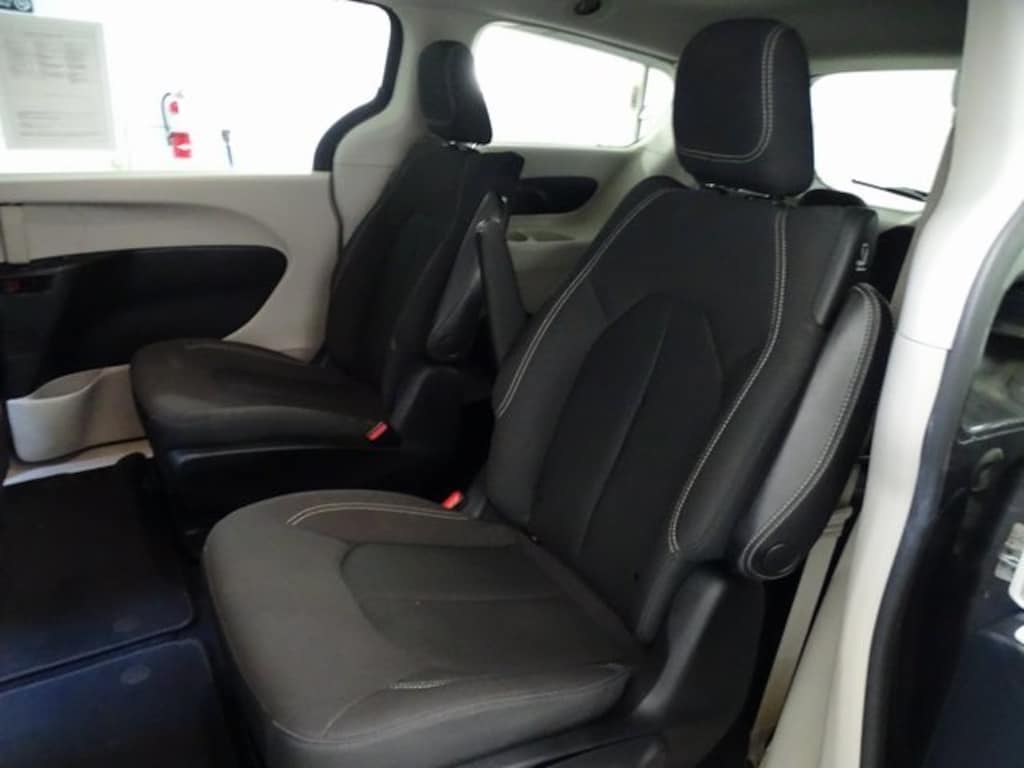 Used 2020 Chrysler Voyager LX Minivan/Van