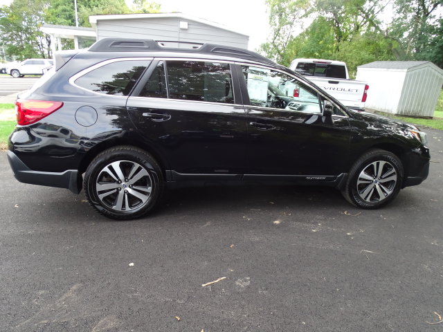 2019 Subaru Outback Limited - Photo 23