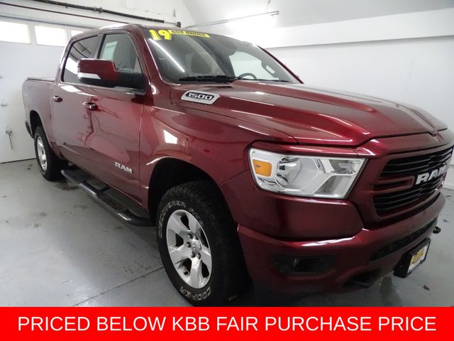 2019 RAM 1500 Big Horn Crew Cab 4WD