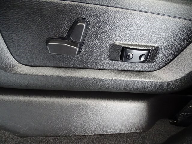 2023 Ram 3500 Big Horn photo 3