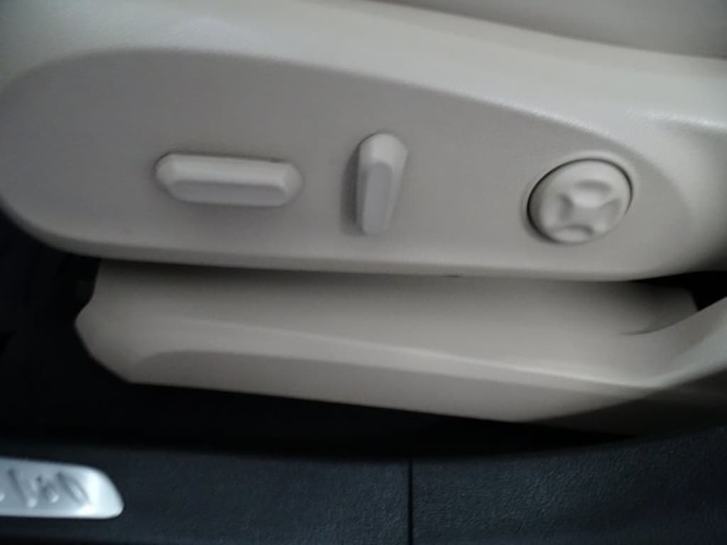 Used 2020 Buick Envision Essence SUV