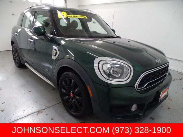 British Racing Green Metallic 2019 MINI Countryman Hybrid Plug-in Cooper SE ALL4 AWD SUV / Crossover All-Wheel Drive 6-Speed Automatic
