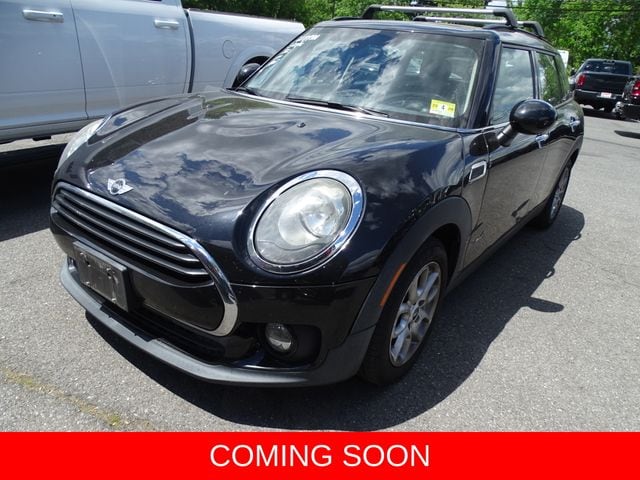 2017 MINI Clubman Cooper ALL4's photo