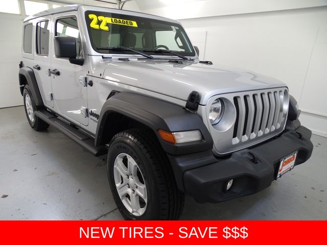 Silver Zynith Clearcoat 2022 Jeep Wrangler SUV / Crossover Four-Wheel Drive 6-Speed Manual