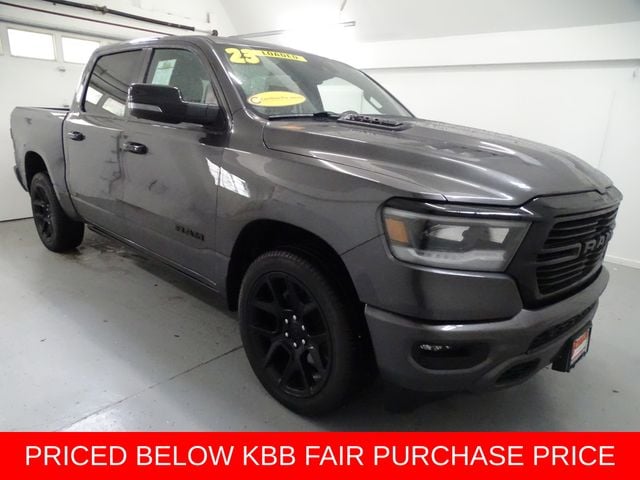 2023 RAM 1500 Laramie 4x4 Crew Cab 5'7's photo