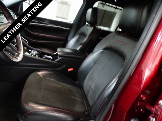 2022 Jeep Grand Cherokee Trailhawk photo 2