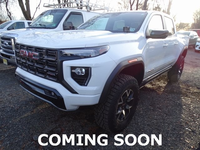 2024 GMC Canyon AT4X's photo