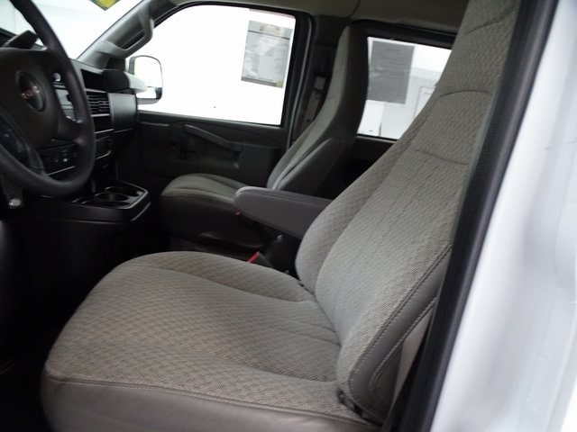 Certified 2024 GMC Savana Passenger LT with VIN 1GJZ7PF71R1100091 for sale in Budd Lake, NJ