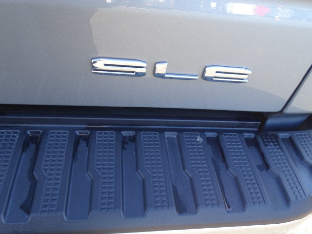 2023 GMC Sierra 1500 SLE - Photo 28