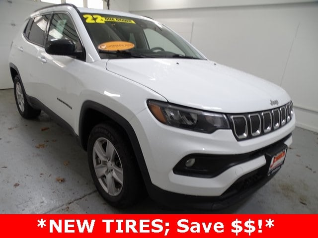 2022 Jeep Compass Latitude's photo