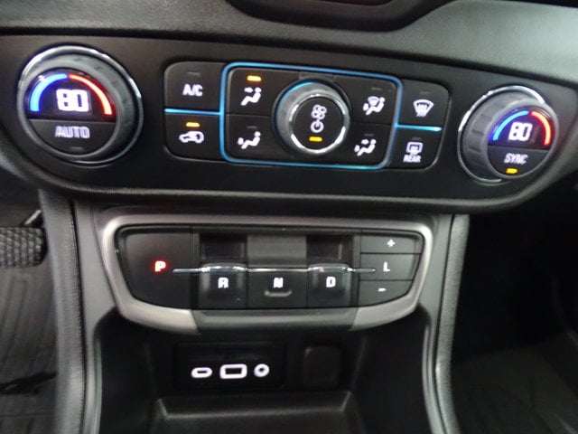 2024 GMC Terrain AT4 - Photo 12