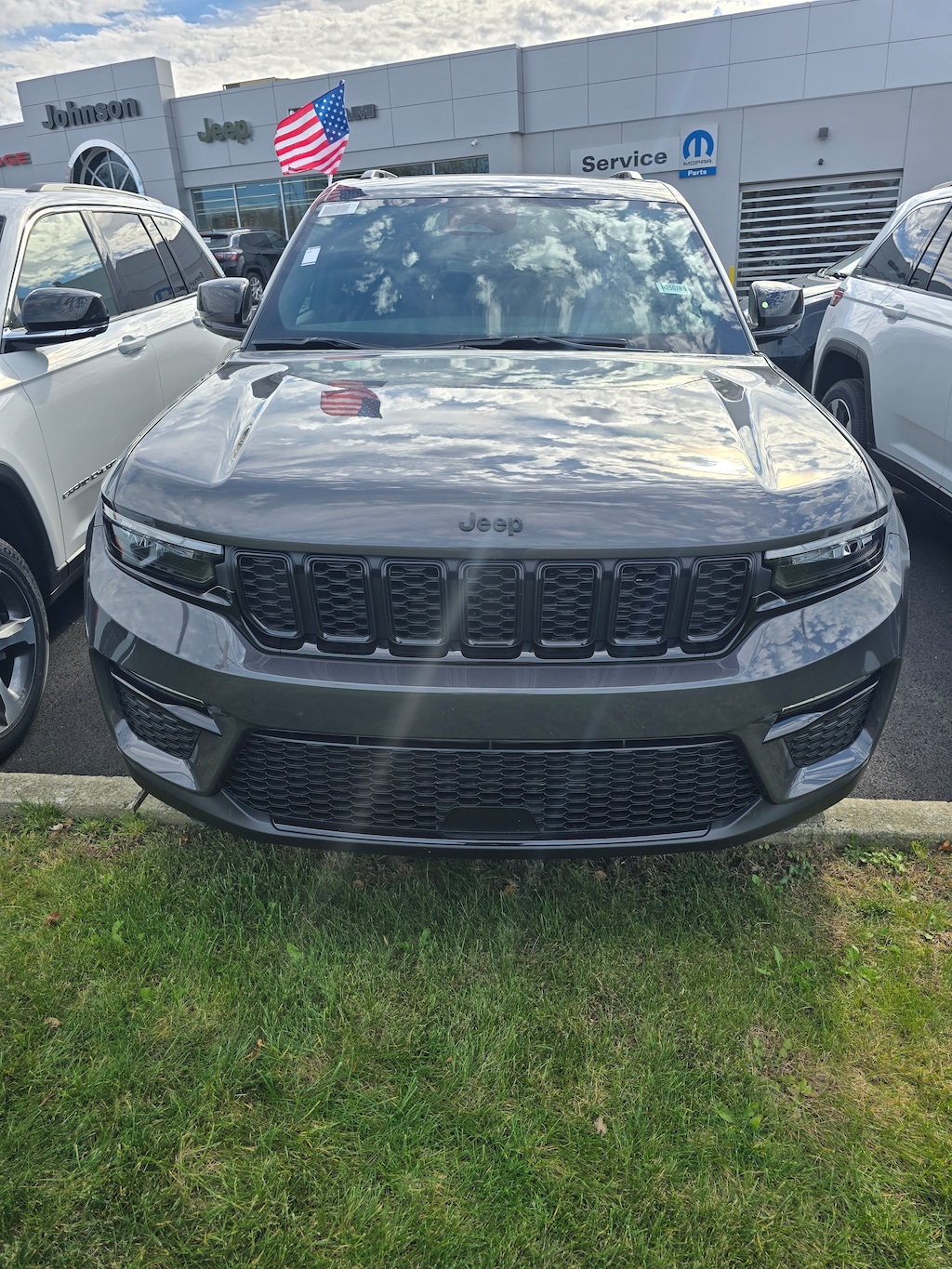 New 2025 Jeep Grand Cherokee LIMITED 4X4 Sport Utility