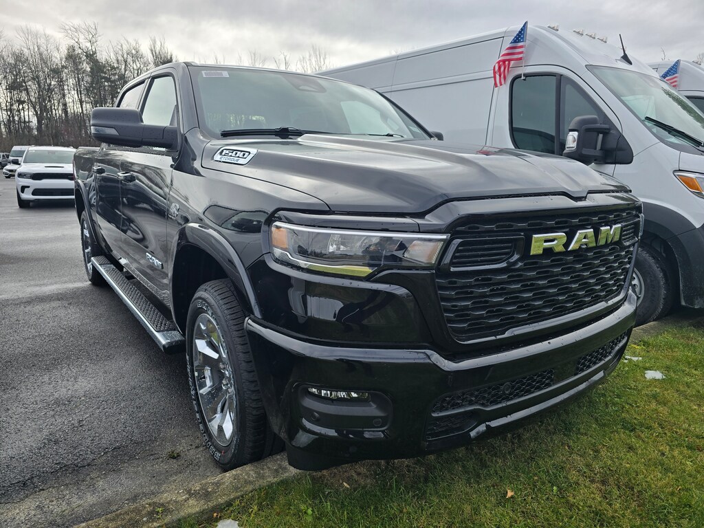 New 2026 Ram 1500 BIG HORN CREW CAB 4X4 5'7 BOX Pickup