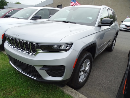 2025 Jeep Grand Cherokee LAREDO X 4X4 Sport Utility