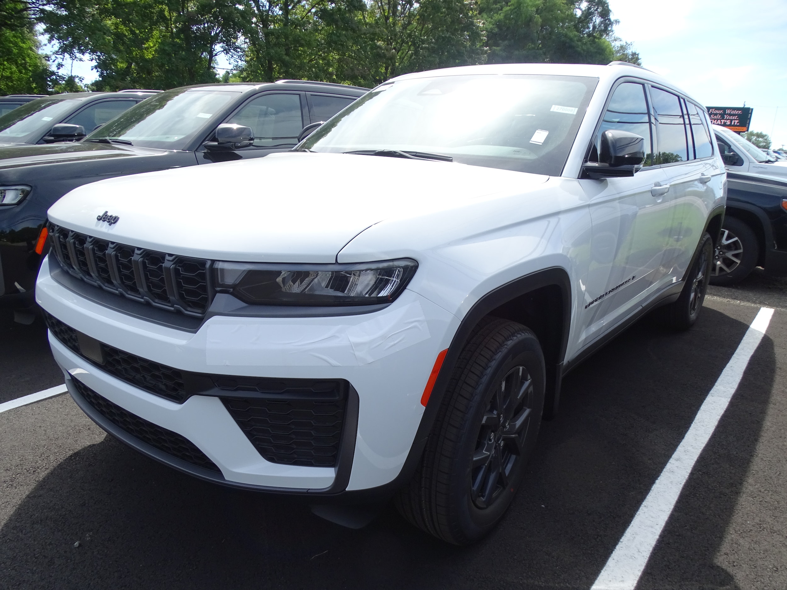 2027 Jeep Grand Cherokee L