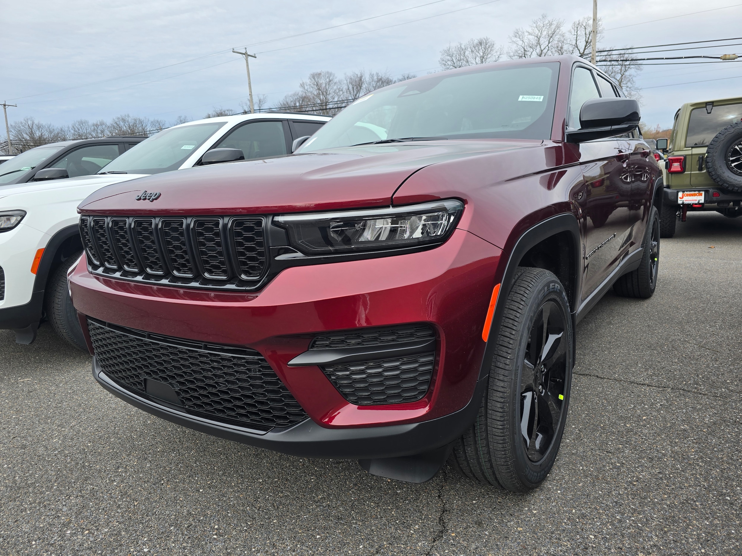 2025 Jeep Grand Cherokee Altitude's photo