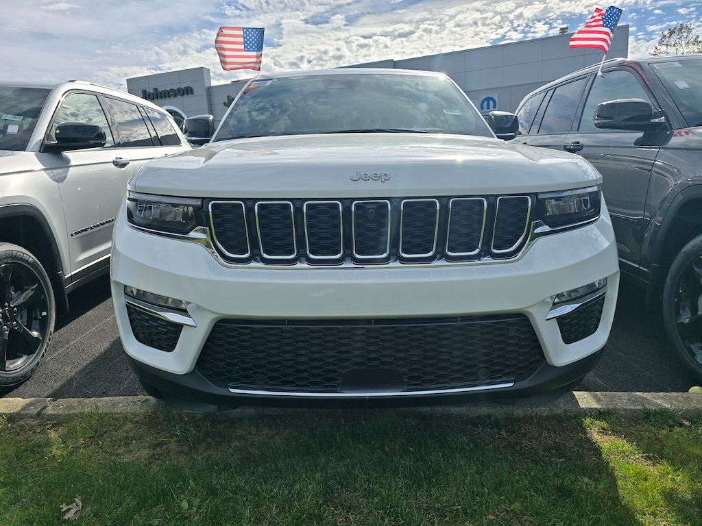 New 2025 Jeep Grand Cherokee LIMITED 4X4 Sport Utility