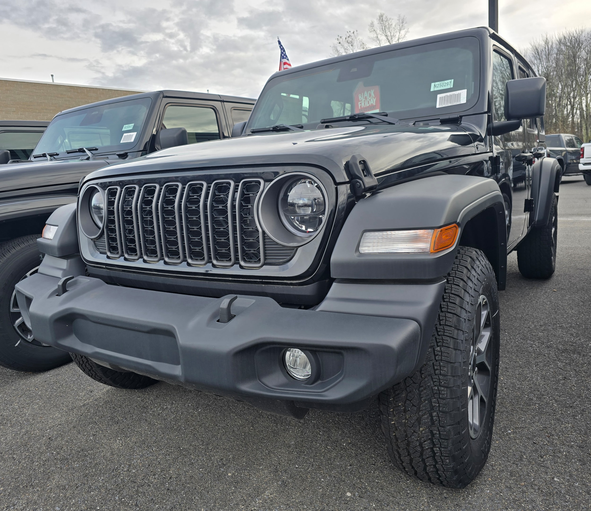 2025 Jeep Wrangler 4-Door Sport S's photo
