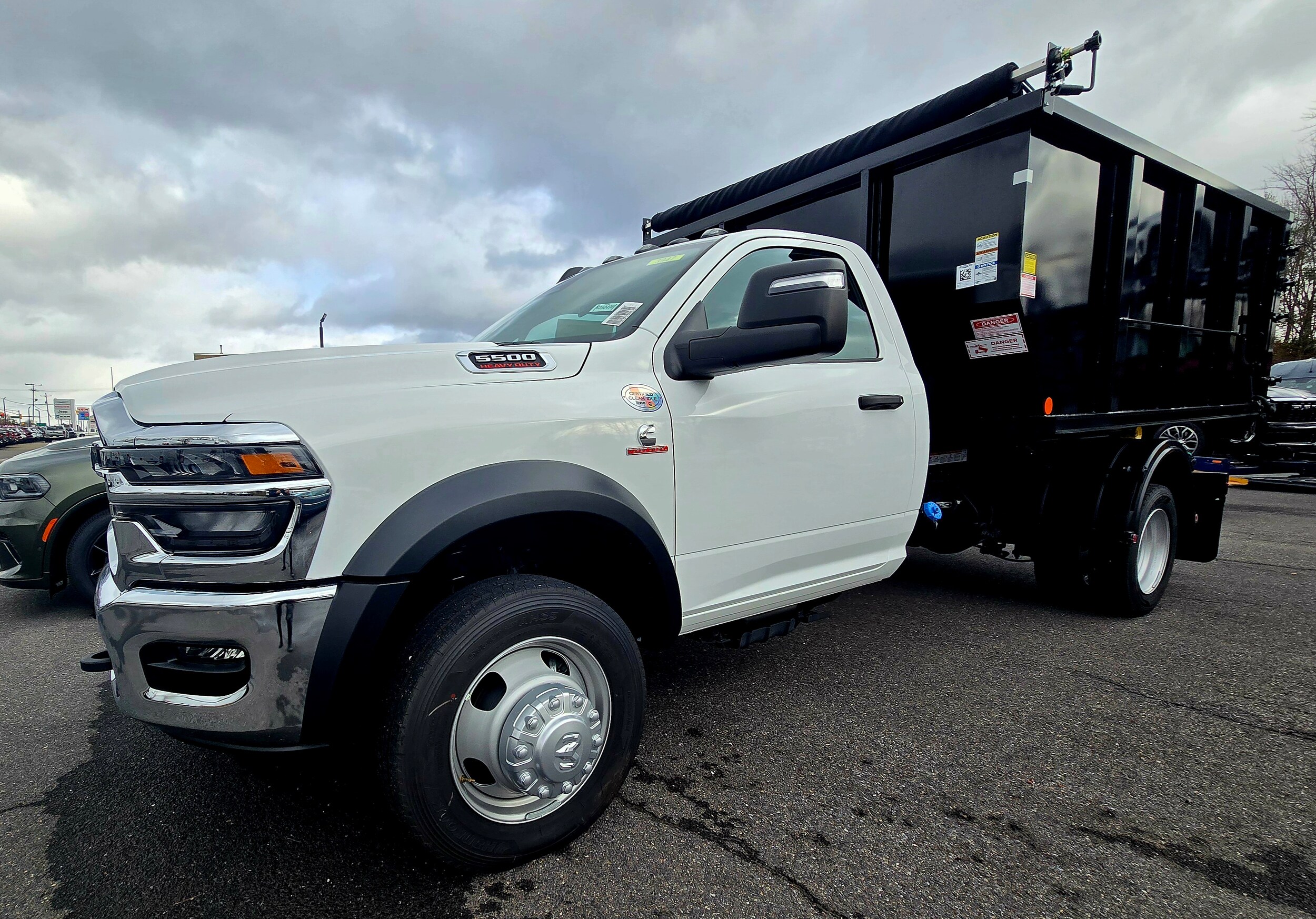2025 Ram 5500 Tradesman photo 3