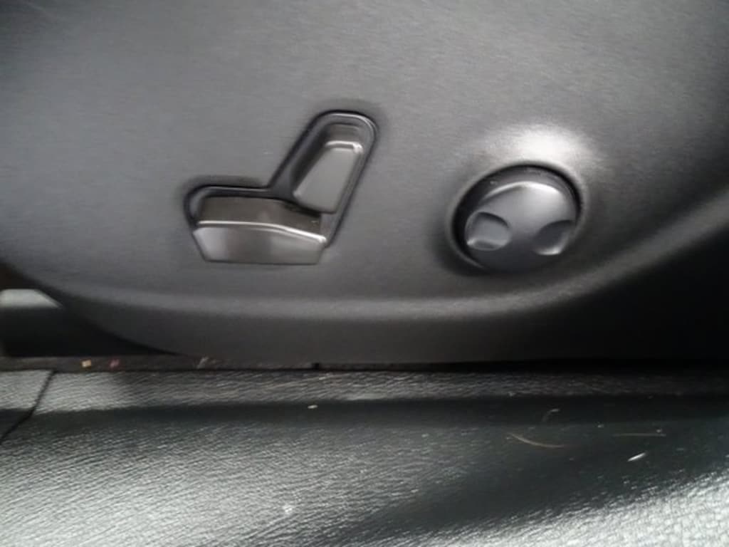 Used 2022 Jeep Cherokee Limited SUV