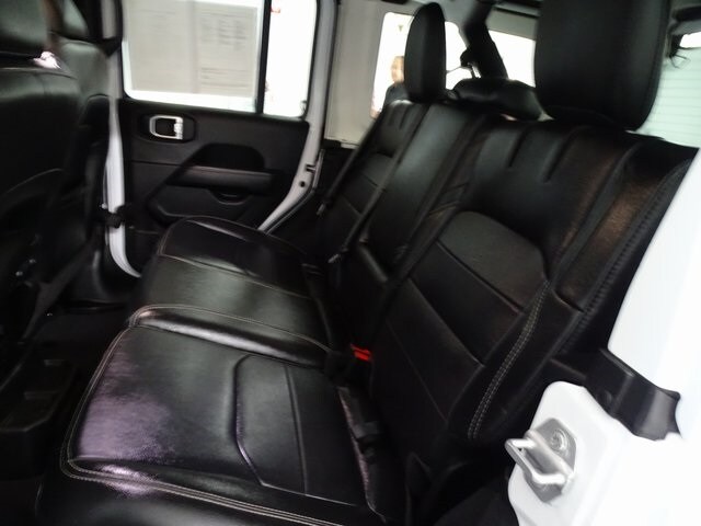 2022 Jeep Wrangler Unlimited Sahara 4xe photo 3