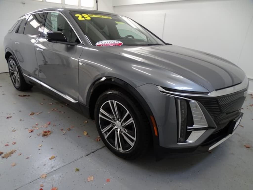 Used 2023 Cadillac Lyriq Luxury SUV