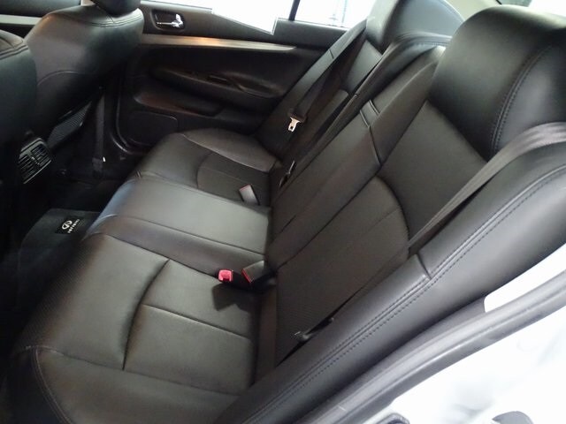 2013 Infiniti G37 x photo 2