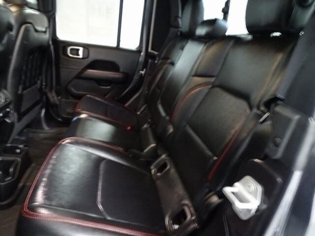 2022 Jeep Gladiator Rubicon photo 3