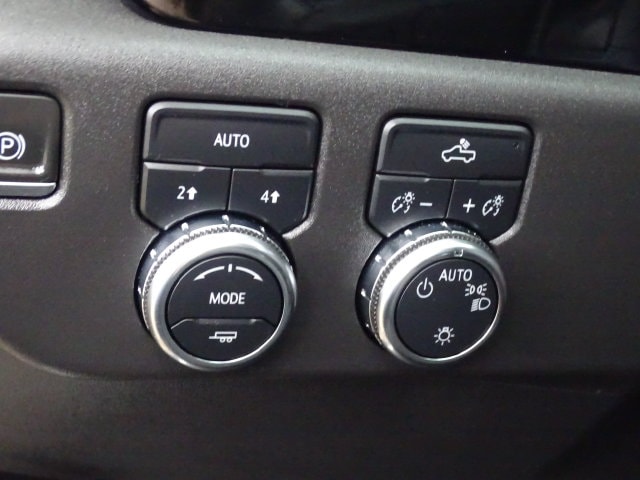 2024 GMC Sierra 1500 SLE - Photo 11