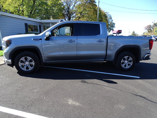 2023 GMC Sierra 1500 SLE - Photo 18