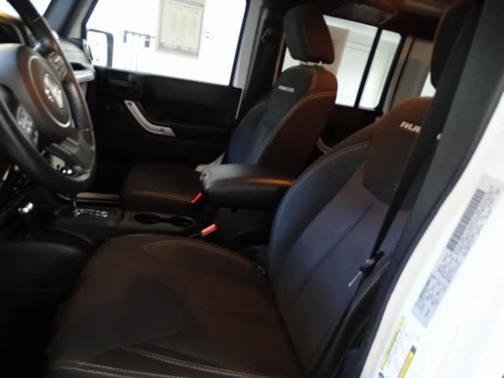 Used 2015 Jeep Wrangler Unlimited Rubicon SUV