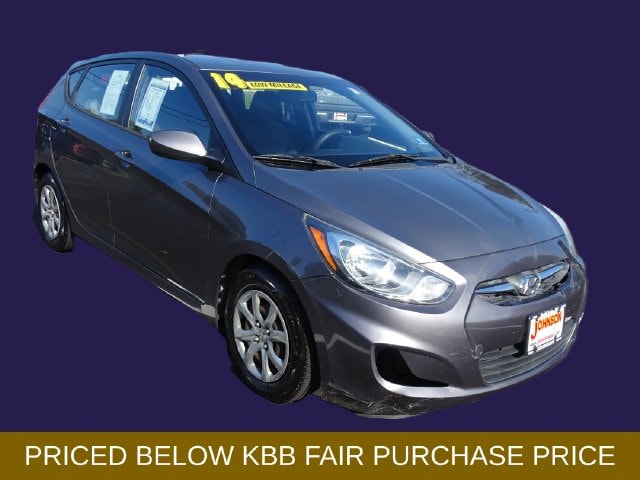  2014 Hyundai Accent GS 4-Door Hatchback FWD   