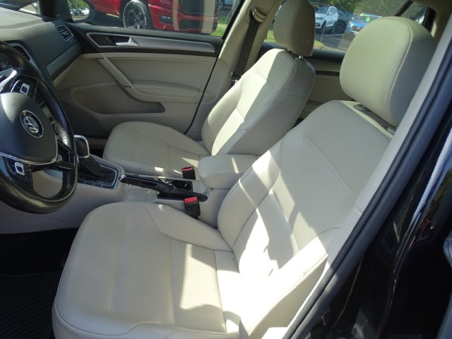 Used 2017 Volkswagen Golf SE with VIN 3VW217AU2HM032020 for sale in Mount Olive, NJ