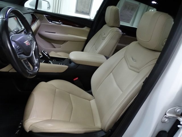 Used 2018 Cadillac XT5 Luxury with VIN 1GYKNDRS2JZ249624 for sale in Mount Olive, NJ