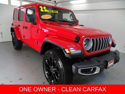 2025 Jeep Wrangler Sahara 4xe SUV