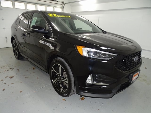 2022 Ford Edge ST's photo
