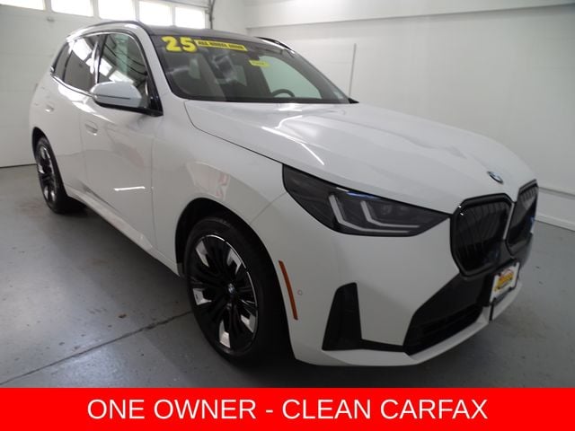 2025 BMW X3 30 XDRIVE's photo