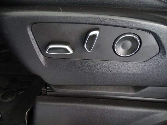 2024 Gmc Sierra 3500 HD Denali photo 3