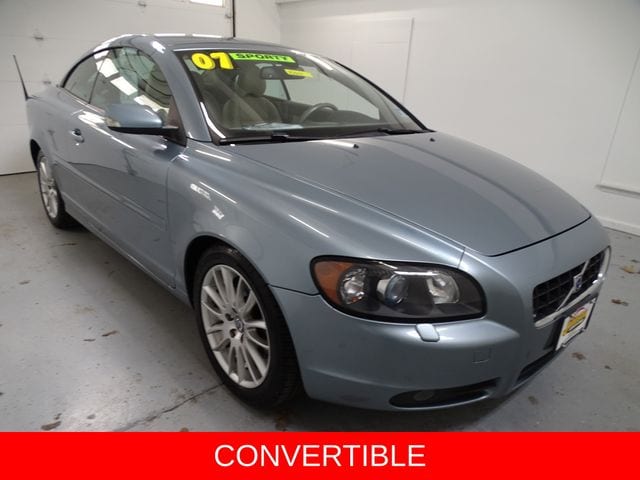 Celestial Blue Metallic 2007 Volvo C70 T5 Convertible Front-Wheel Drive 5-Speed Automatic