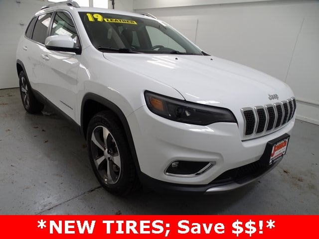 2019 Jeep Cherokee Limited's photo