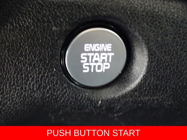2025 Kia Sorento S - Photo 9