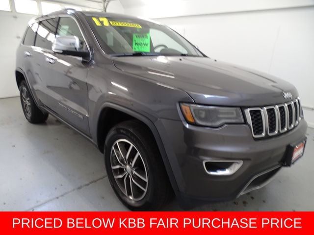 Gray (Granite Crystal Metallic Clearcoat) 2017 Jeep Grand Cherokee Limited 4WD SUV / Crossover Four-Wheel Drive 8-Speed Automatic