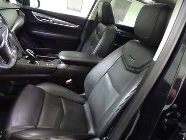 Used 2019 Cadillac XT5 Luxury with VIN 1GYKNDRS9KZ269614 for sale in Mount Olive, NJ