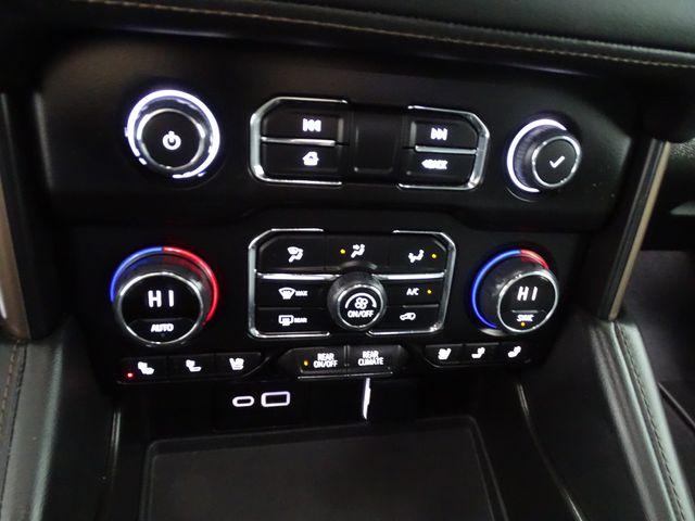 2024 Chevrolet Suburban High Country - Photo 13