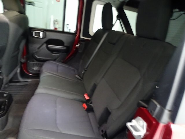 2021 Jeep Wrangler Unlimited Sport Altitude photo 3
