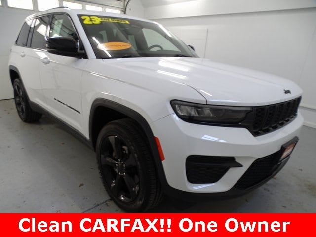 2023 Jeep Grand Cherokee Altitude's photo