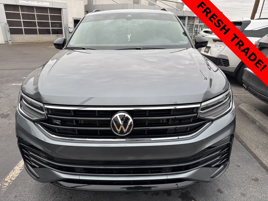 Used 2022 Volkswagen Tiguan 2.0T SE R-Line Black SUV
