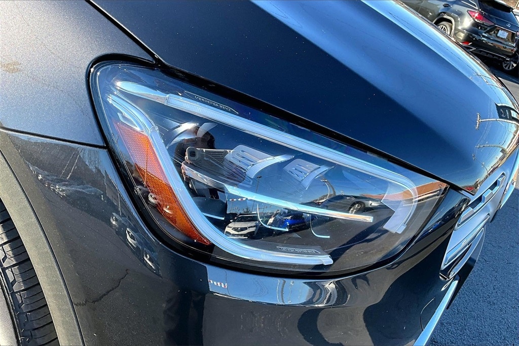 2021 Mercedes-Benz GLC GLC300 - Photo 29